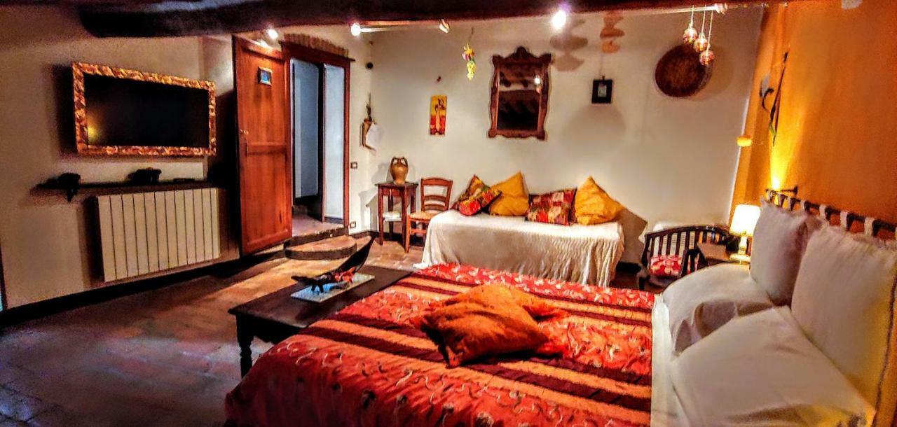 B&B Le Undici Lune San Gimignano Exterior foto
